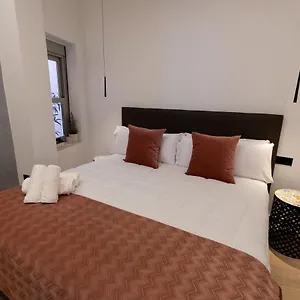 Apartamento Rentalsevilla Paseando Con Encanto Por El Guadalquivir, Sevilla